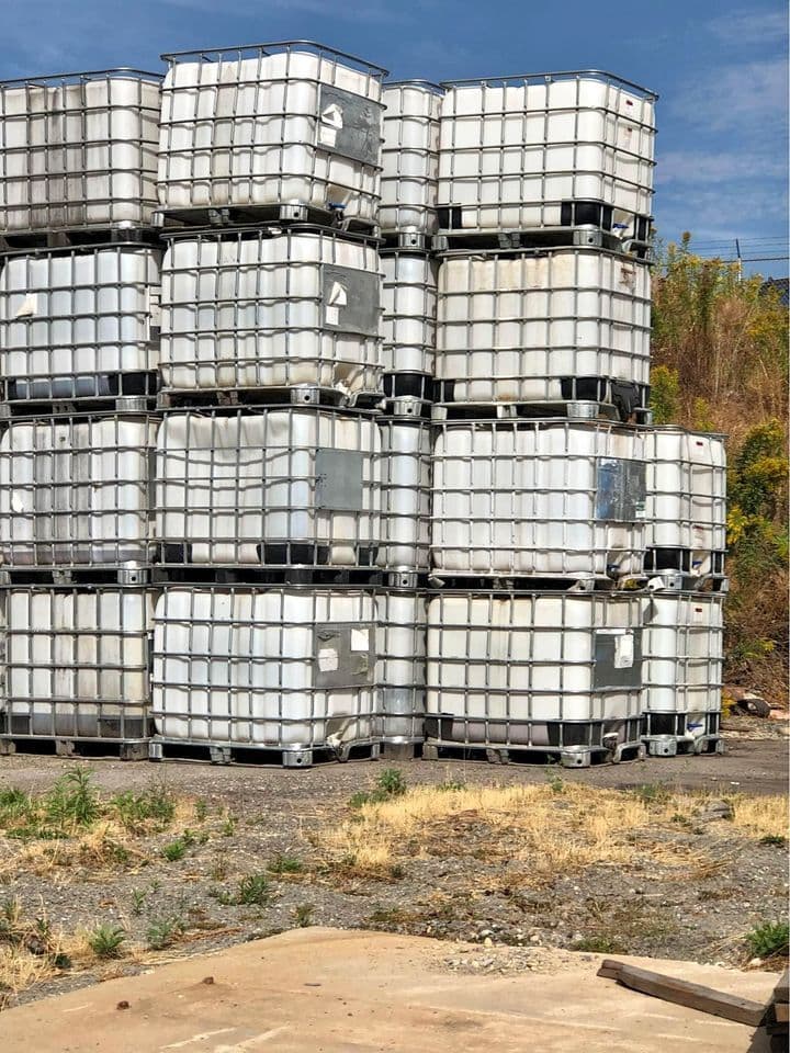 Used 275 Gallon (Food Grade) IBC Totes - Littleton CO 80127