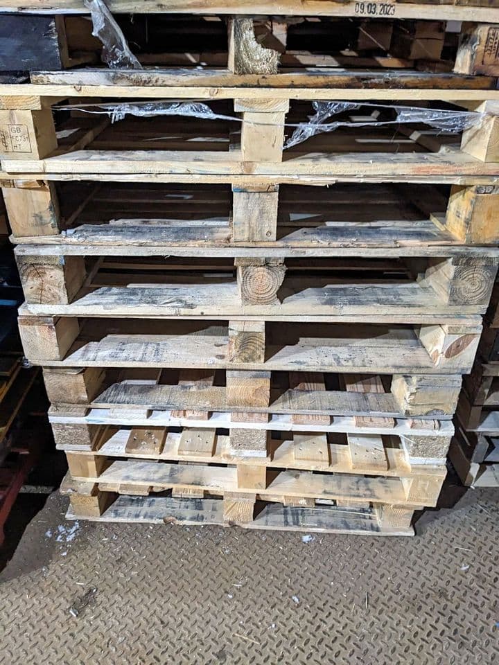 48 x 40 Used 4-Way Standard Block Pallets - Hammond LA 70403