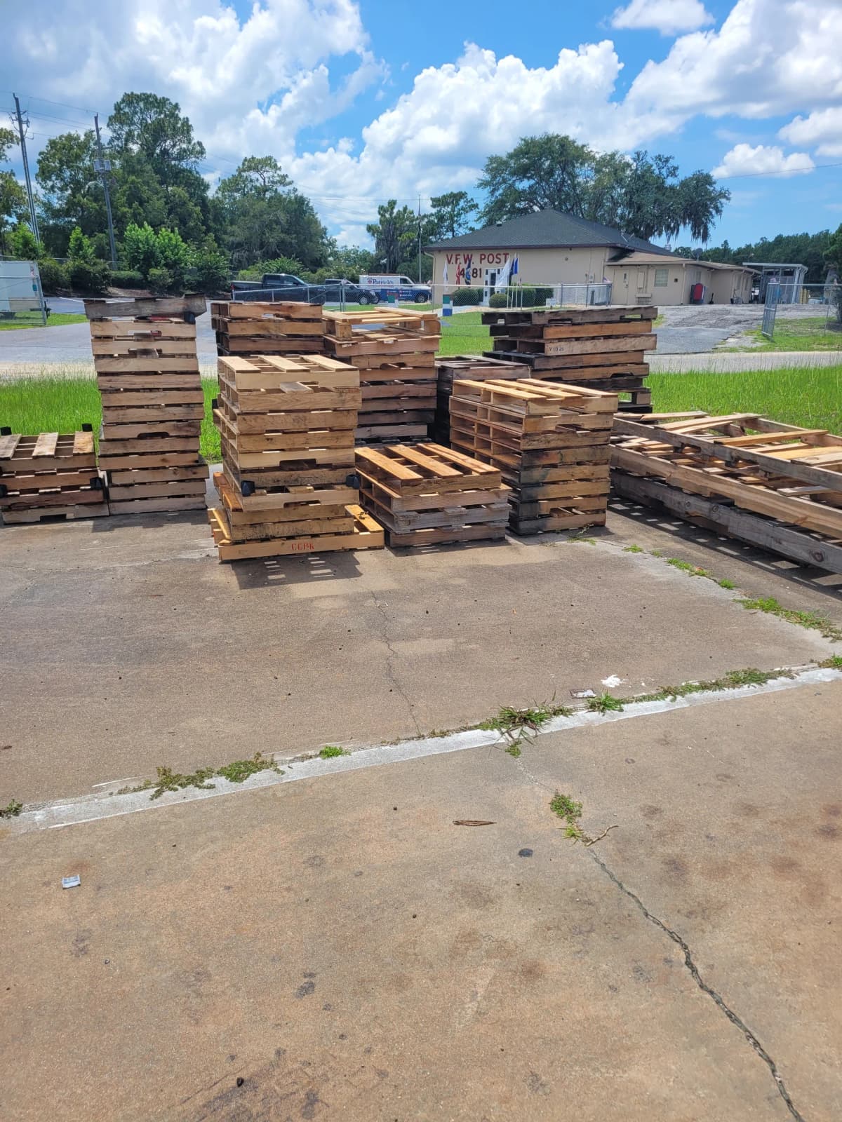 Combo 27x48x4.5 Pallets