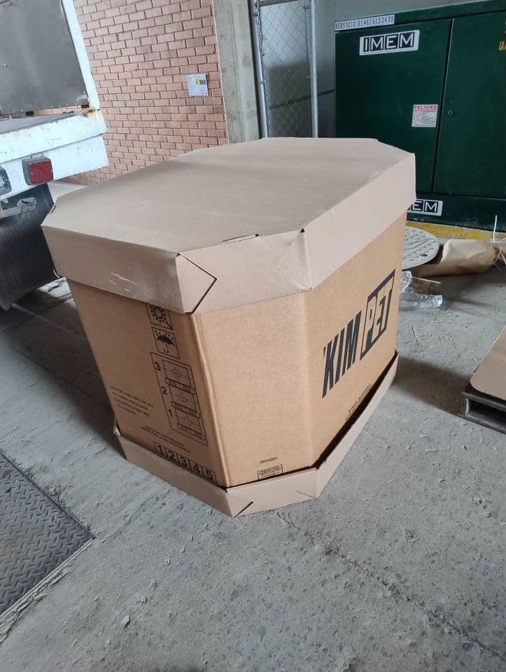 48 x 42 x 45 Octagon Gaylords With Lids/Bottoms -  Buffalo NY 14224