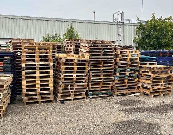 48 x 40 Used 4-Way Block Pallets - Winston Salem NC 27107