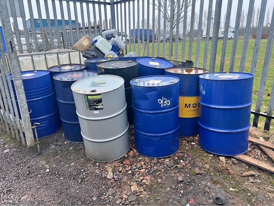 55 Gallon Used Metal Drums - Milford CT 06460
