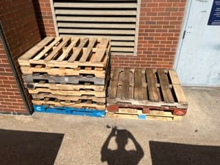 Grade C 48x40x5 2 Way Block Recycled/Combo Pallets - Washington, DC 20008