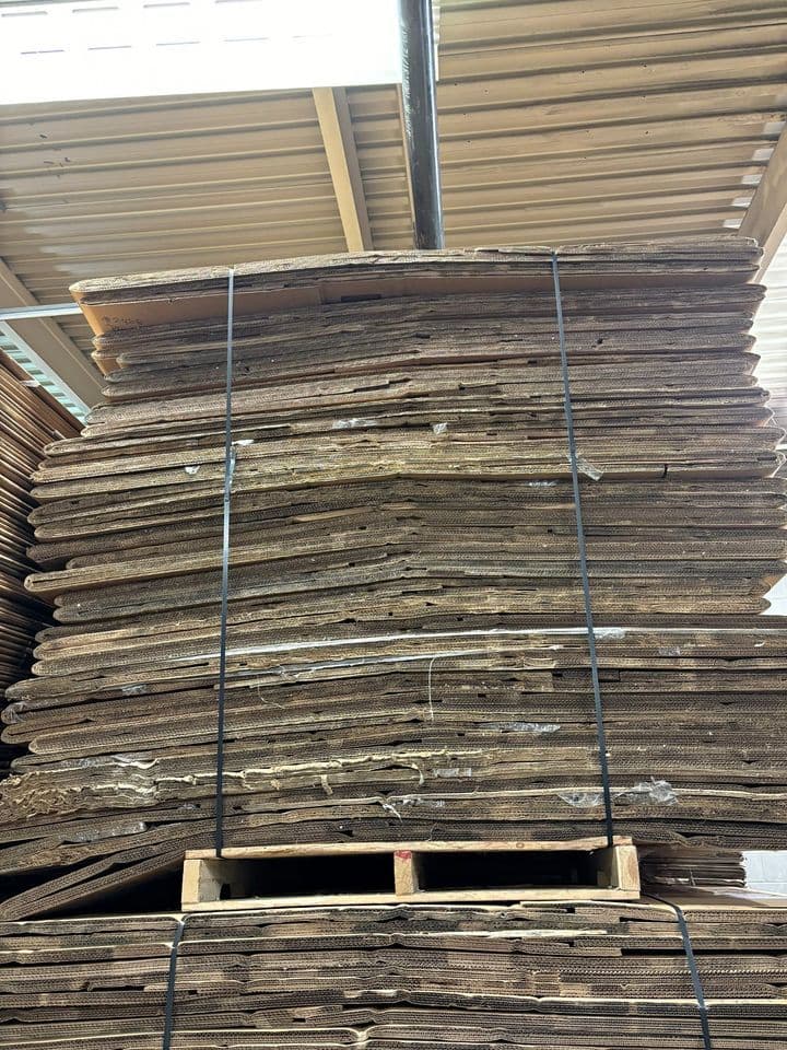 4 Wall HPT-41 Bulk Bins 48 x 40 x 41 - Kalispell MT 59901