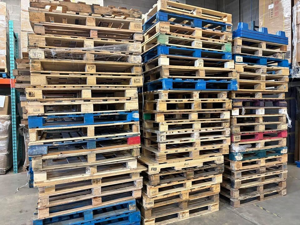 48 x 40 Used 4-Way Block Pallets - Fairfax VA 22030
