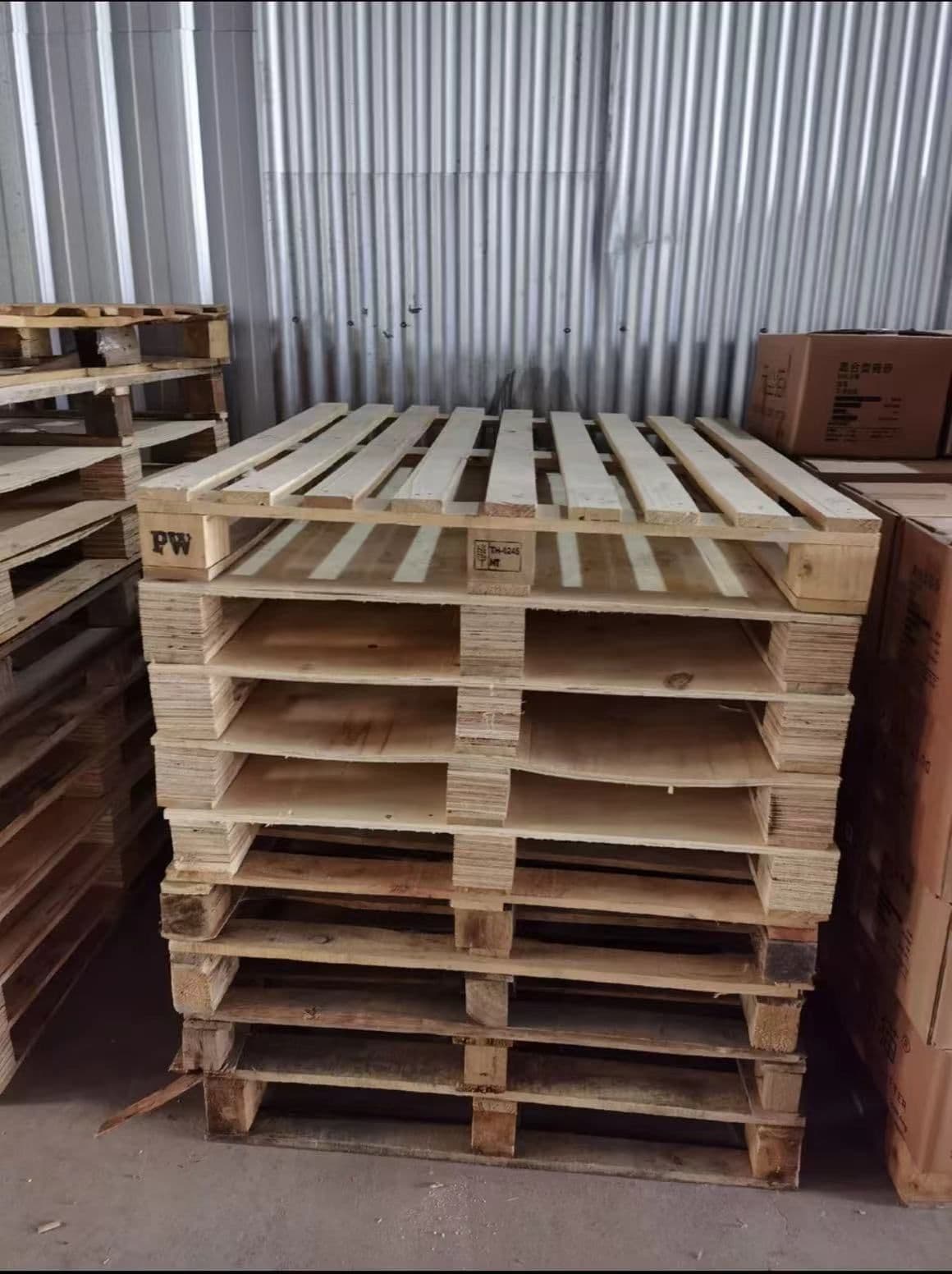 48 x 40 Used Block Pallets - Gulfport MS 39503