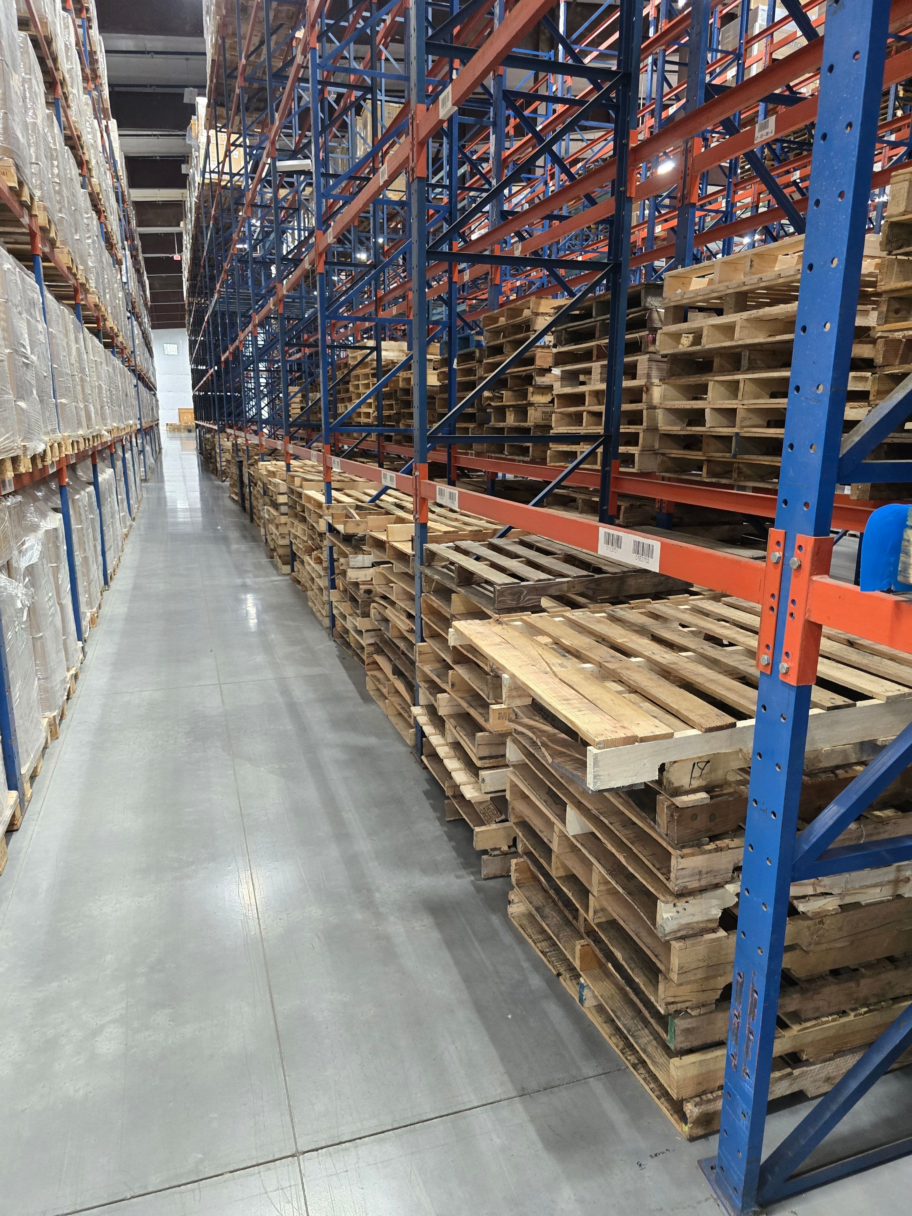 48x40 Used Wooden Pallets - Jacksonville, FL 32209 - Image 2