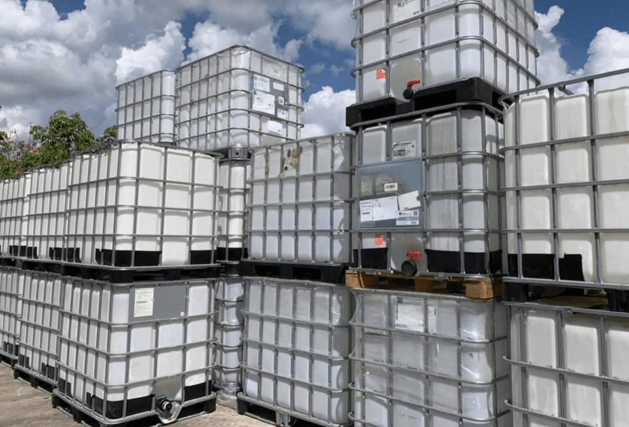 Used 275 Gallon IBC Totes available in Irving Texas 75017