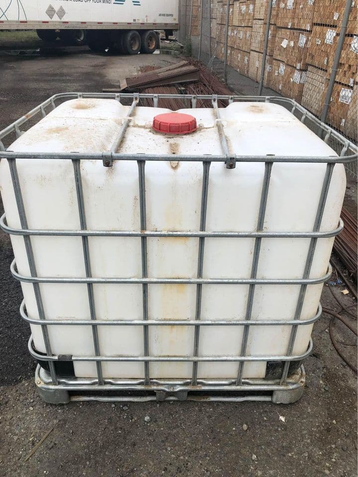 Used 275 Gallon (Food Grade) IBC Totes - Waterbury CT 06704