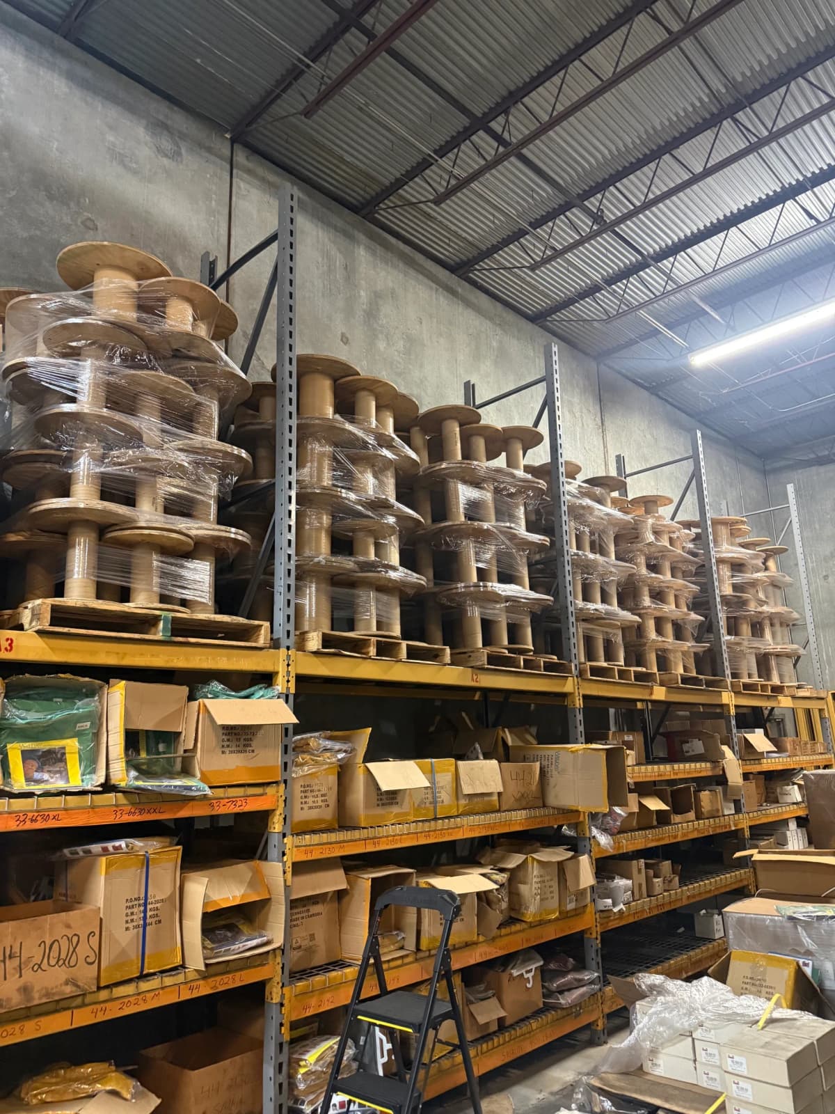 Used Wooden Spools - Houston, TX 77055
