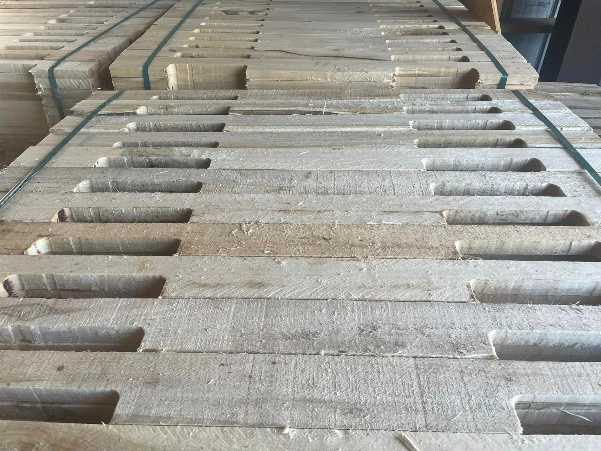 40 inch Pine Stringers - Rockford IL 61108