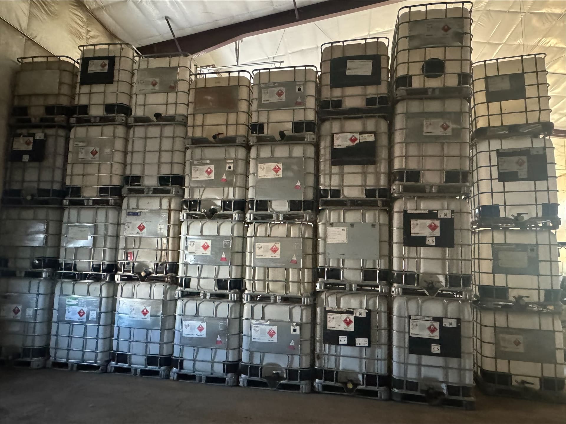 275 Gallon Used IBC Totes - Williston, ND 58801