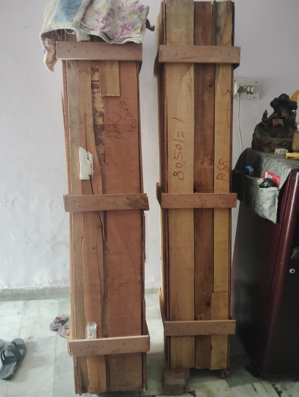 Used 1.5x1.5x6 Wood Crates
