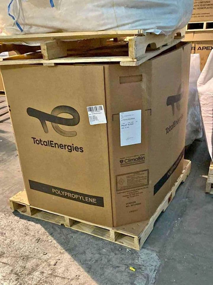 Truckloads of 48x40x40 5 Wall Boxes - Medford OR 97504