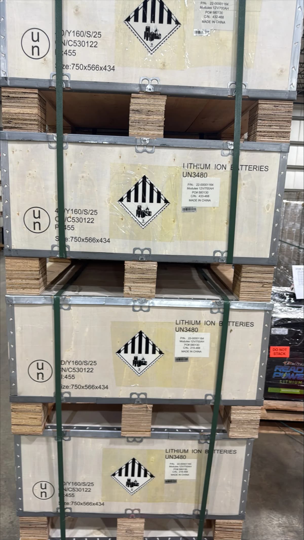 Used 30x23x18 Wood Crates