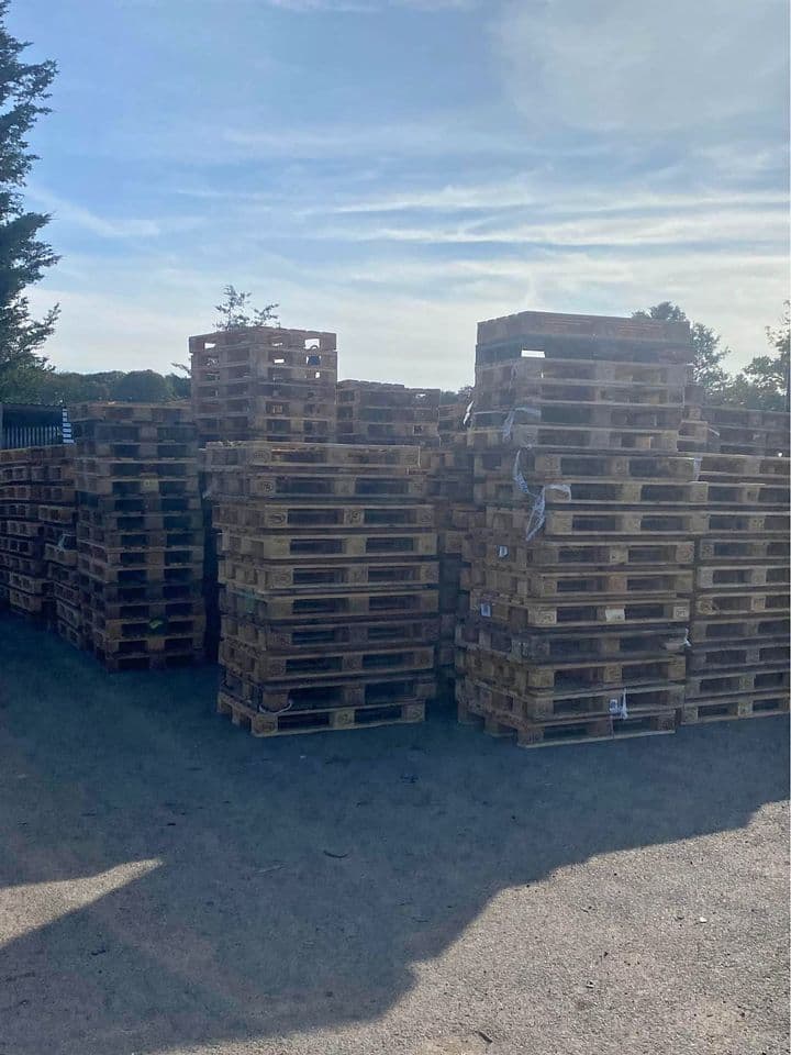 800 x 1200 Used 4-Way Block Euro Pallets - Brookfield WI 53005