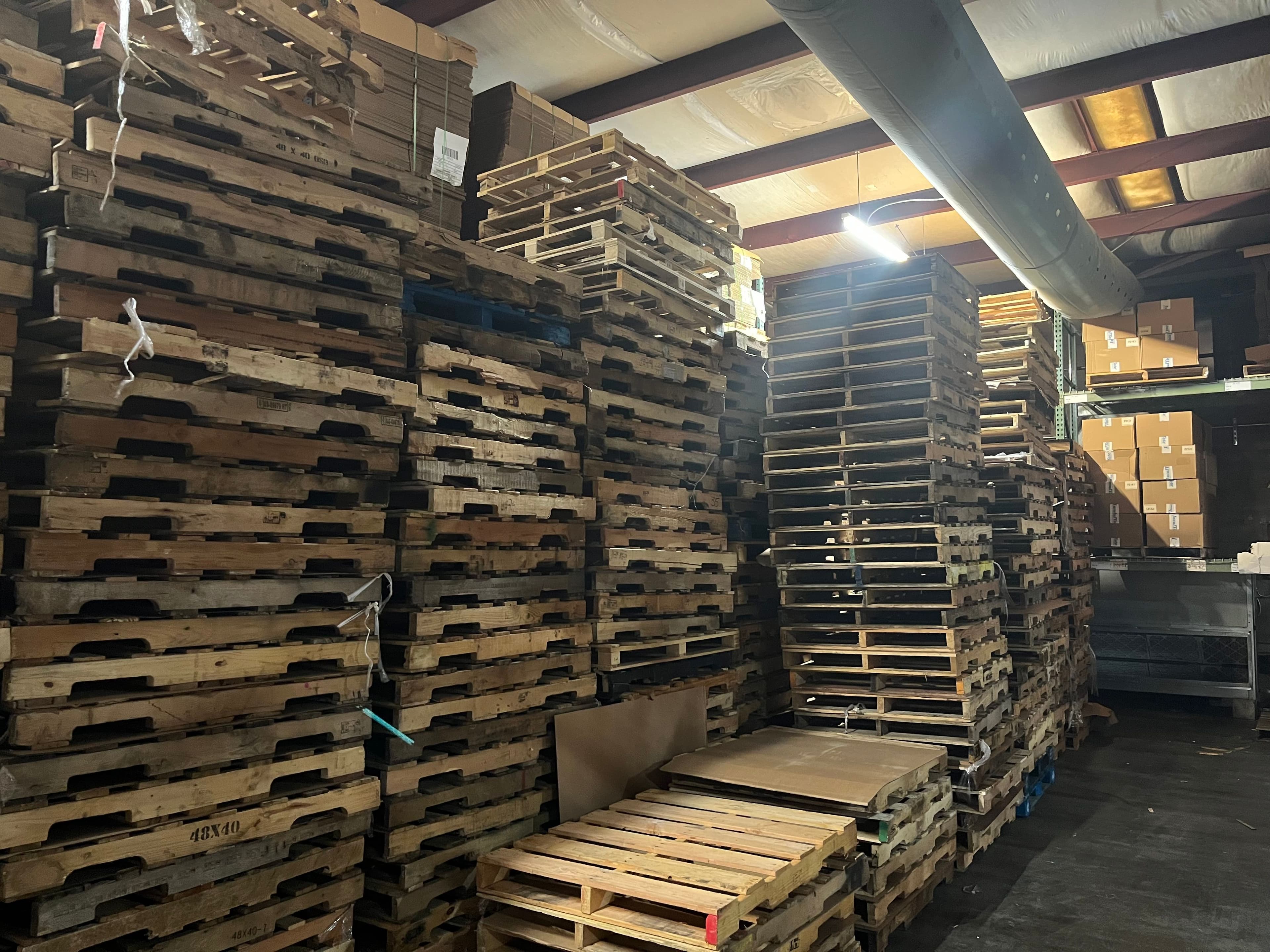 Used 48x40 Wooden Pallets -  Buffalo, NY 14201