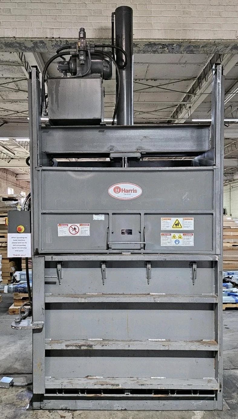 V5HD-15 Harris 230/460V 3Ph 60"L x 30"W x 48"T Bale Size Vertical Baler!