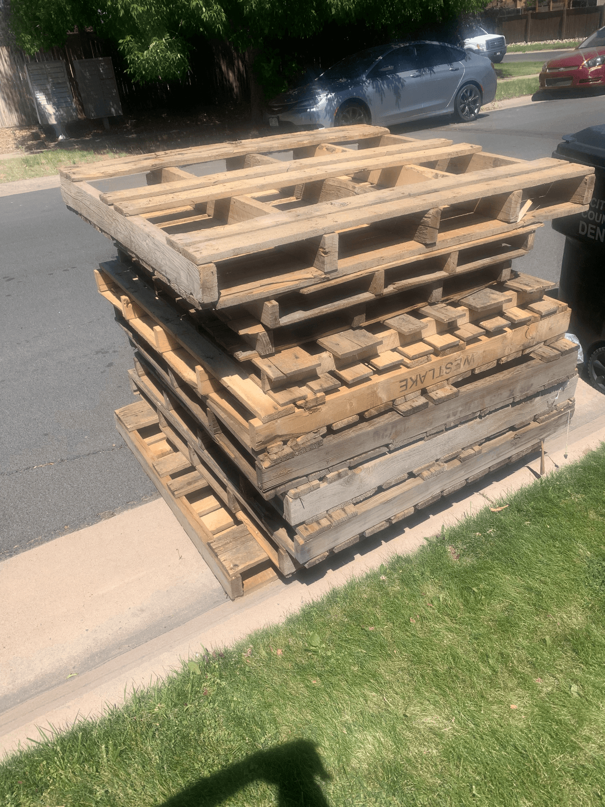 Grade B 40x40x6 Pallets