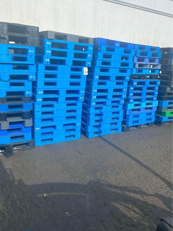 40" x 48" CBA Plastic Pallets - Annapolis MD 21409