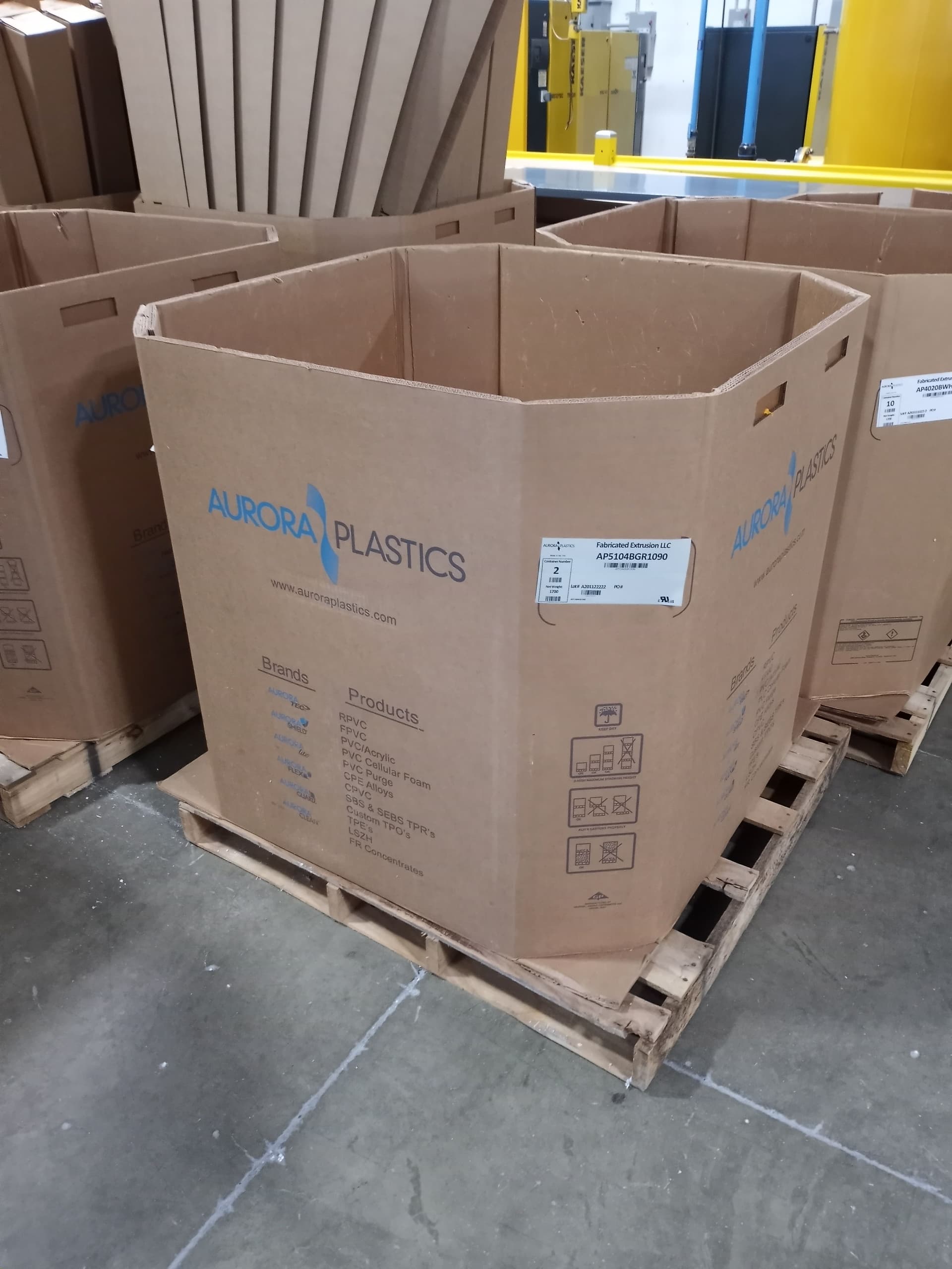 Used 48 x 40 x 40 4 Wall Bulk Boxes - Carson City NV 89701