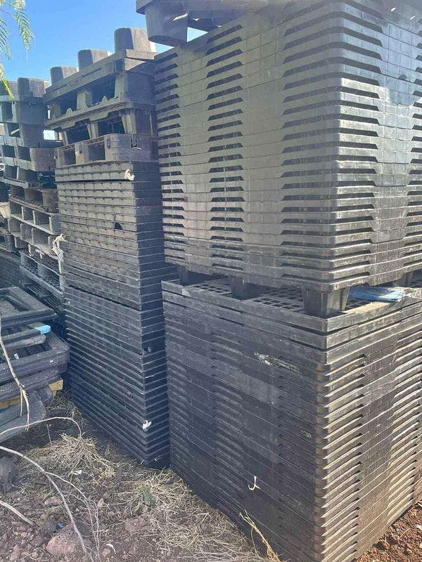 48 x40 Used Nestable Shipping Pallets- Valparaiso, IN 46385